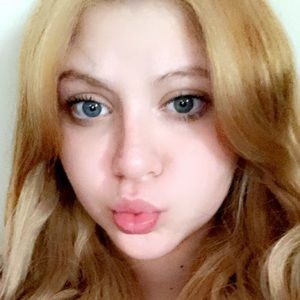 Meet your Posher, Mia